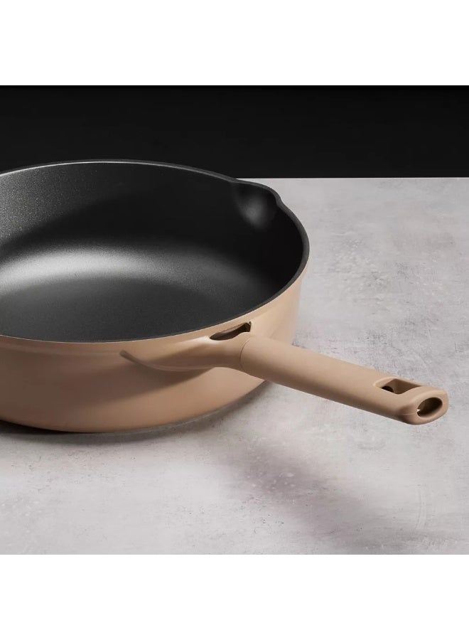 Carote 2.8 Litre Nonstick Sauté Pan with Pour Spout & Strainer Lid, PFAS & PFOA-Free Healthy Cooking, Titanium-Reinforced with Heat-Resistant Handle, All-Stovetop Compatible, Dishwasher Safe (Taupe) - Image 4